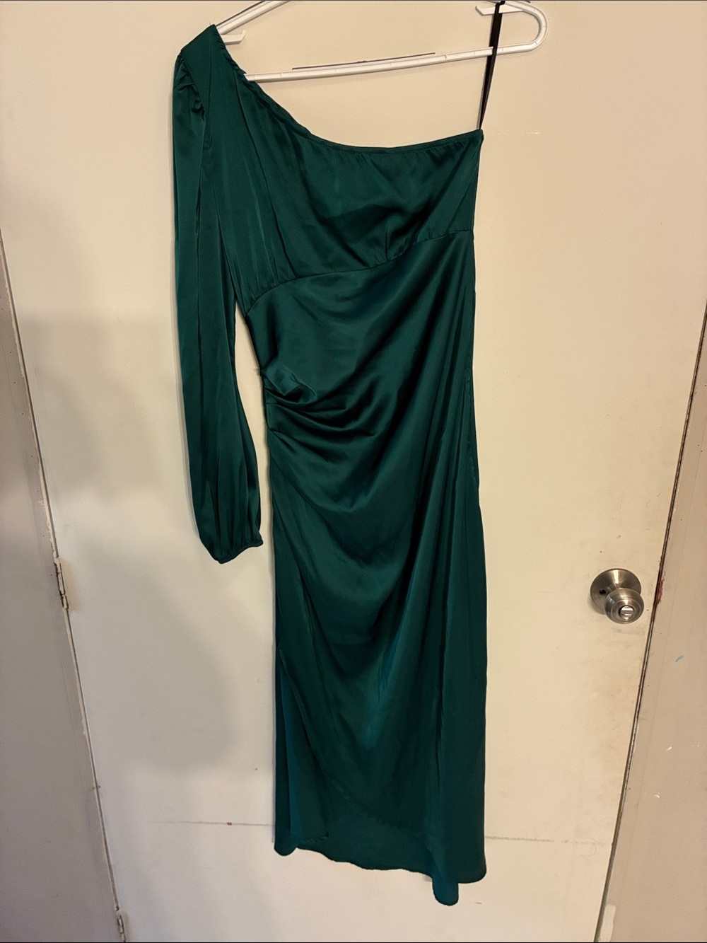 SHEIN Emerald One-Shoulder Satin Midi Dress with Long Sleeve